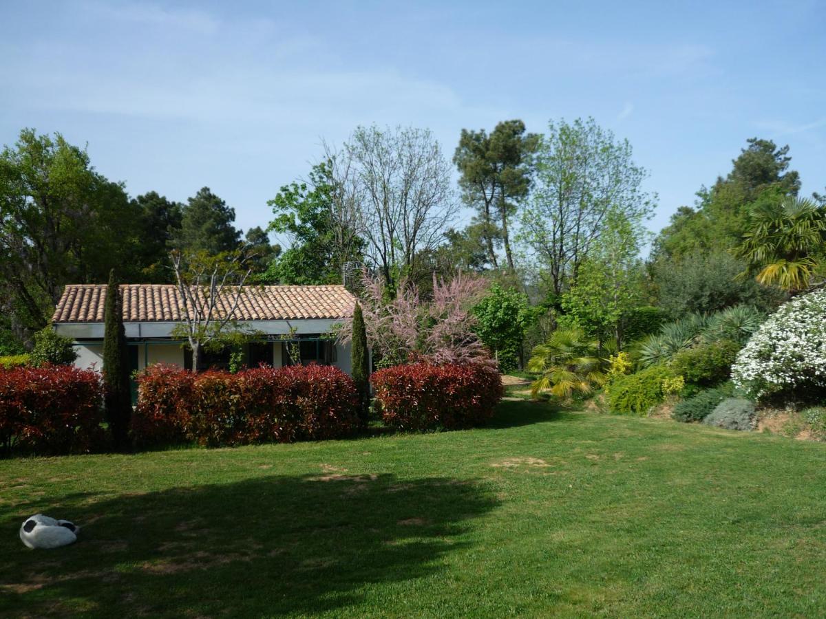 Domaine Du Planas Ailhon Ardeche Bed and Breakfast Εξωτερικό φωτογραφία